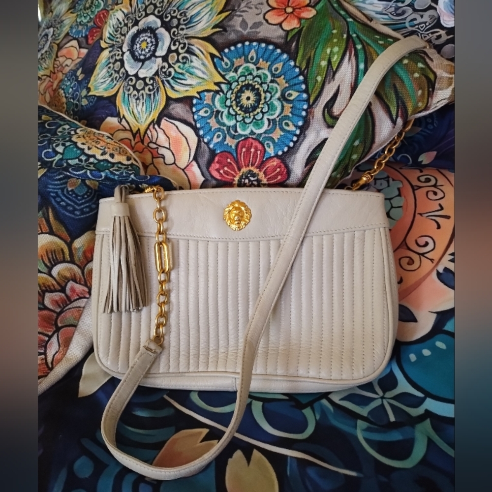 Anne Klein Cream Quilted Leather Crossbody/ Clutch Handbag